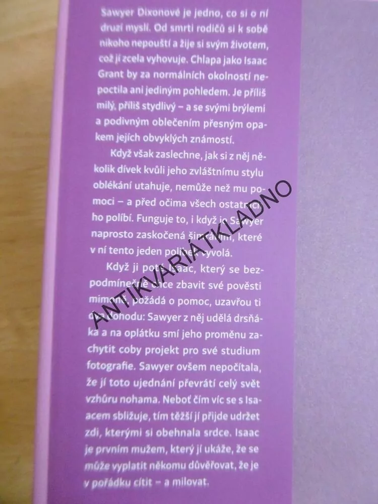 CÍTIT ZNOVU, MONA KASTEN, **an