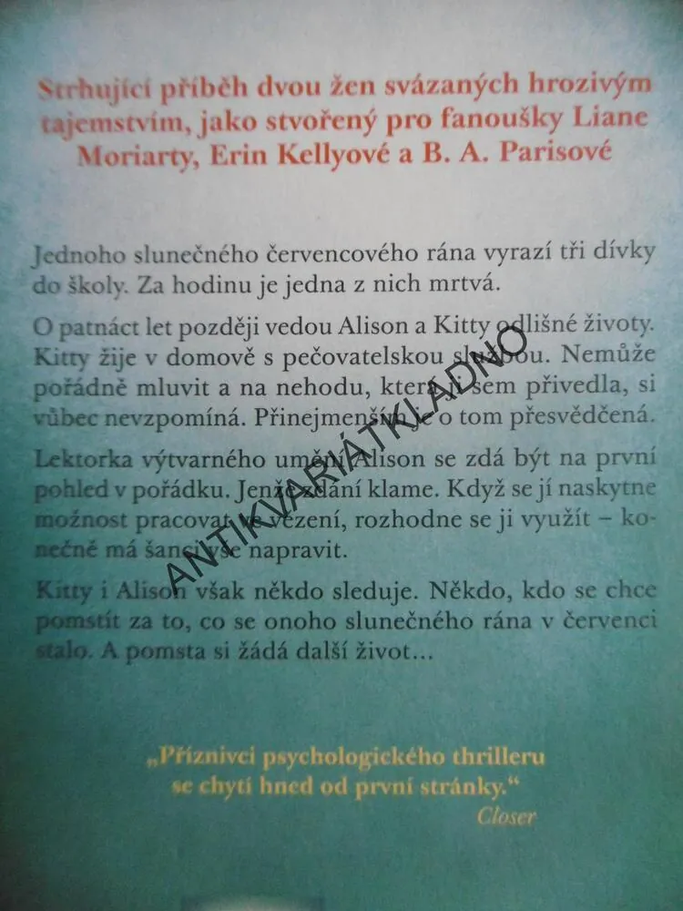 POKREVNÍ SESTRA, JANE CORRYOVÁ, **an