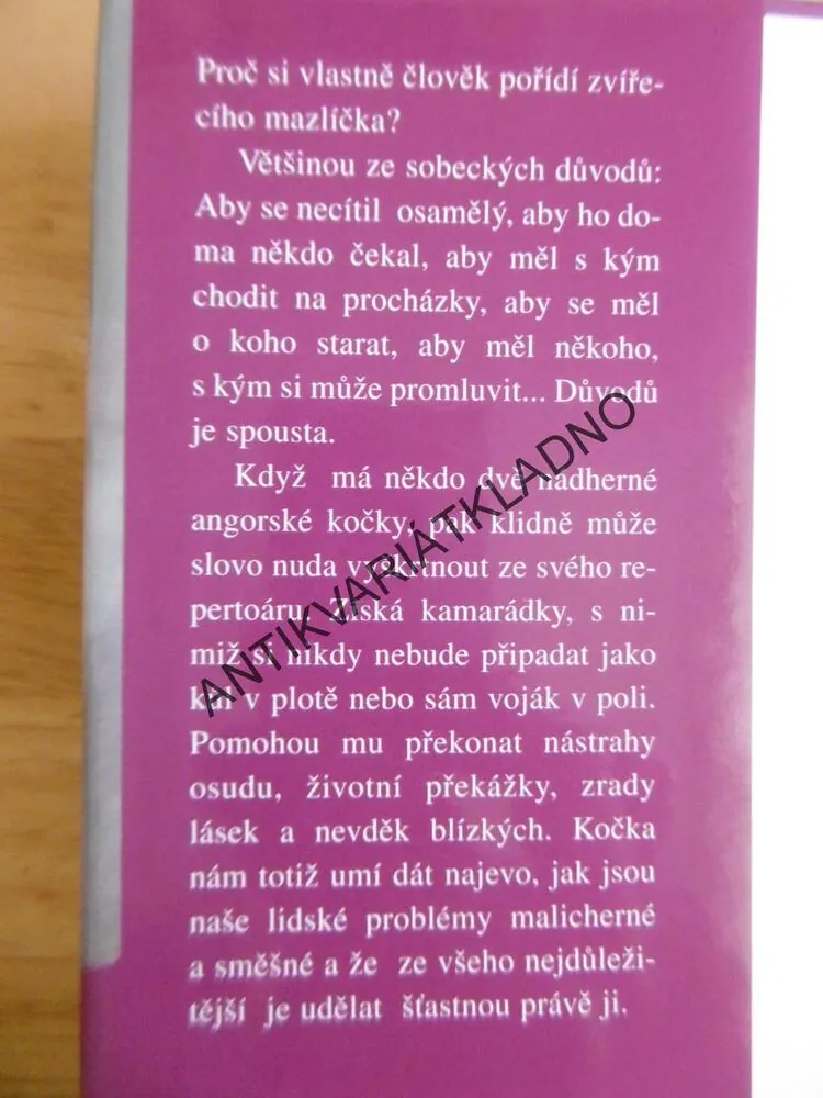 KOČKA SE ŠPATNOU POVAHOU, MARIE FORMÁČKOVÁ, **an