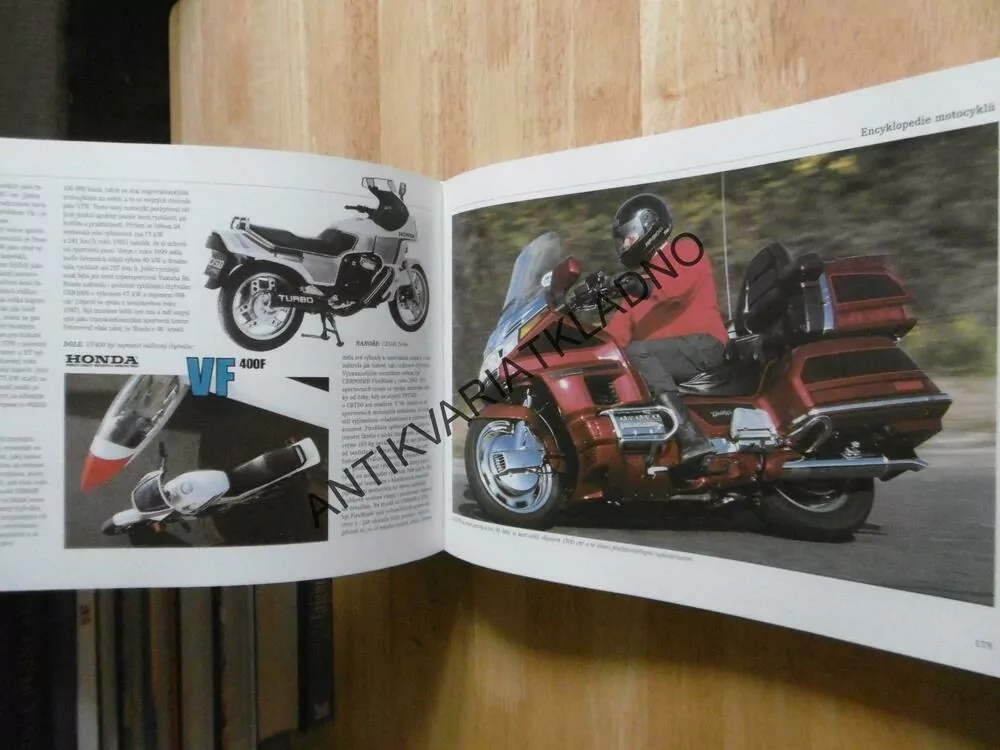 ENCYKLOPEDIE MOTOCYKLŮ, PETER HENSHAW, **an