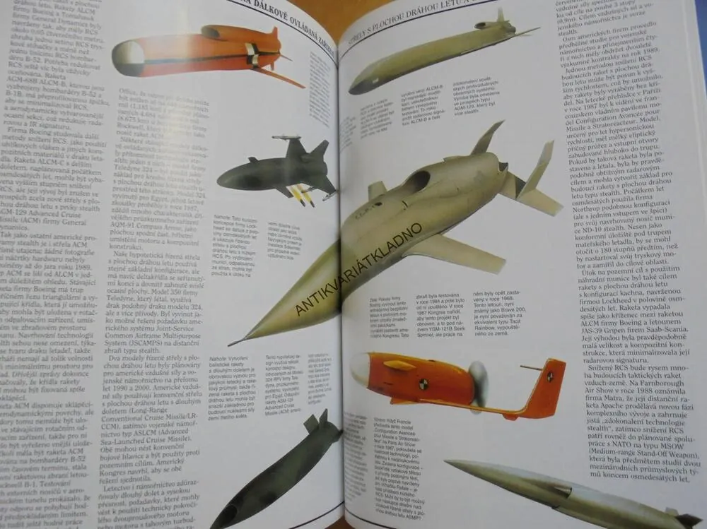 MODERNÍ VZDUŠNÝ BOJ, STEALTH TECHNOLOGIE, RICHARDSON, **an