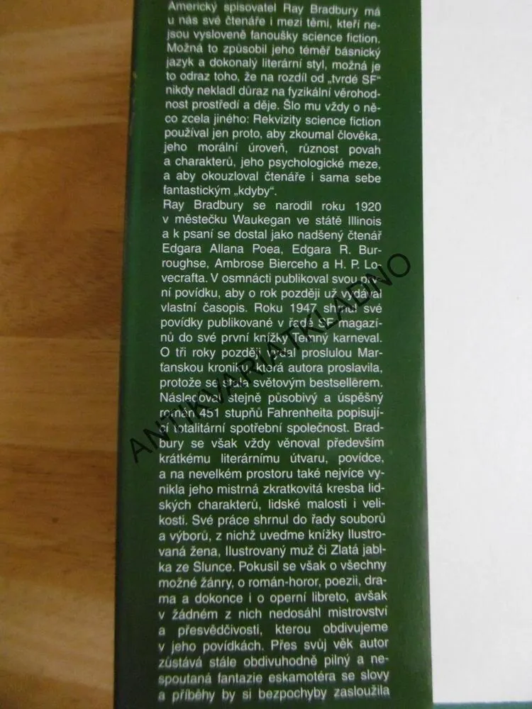 VZPOMÍNKY NA VRAŽDU, RAY BRADBURY, **an