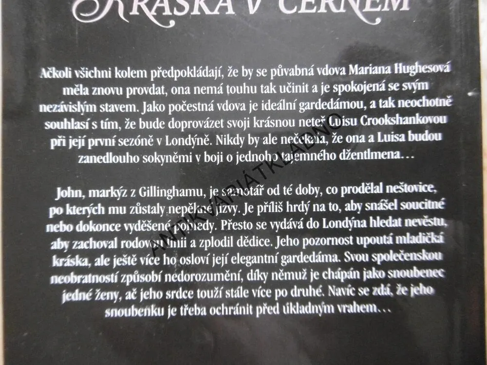 KRÁSKA V ČERNÉM, NICOLE BYRDOVÁ, **an
