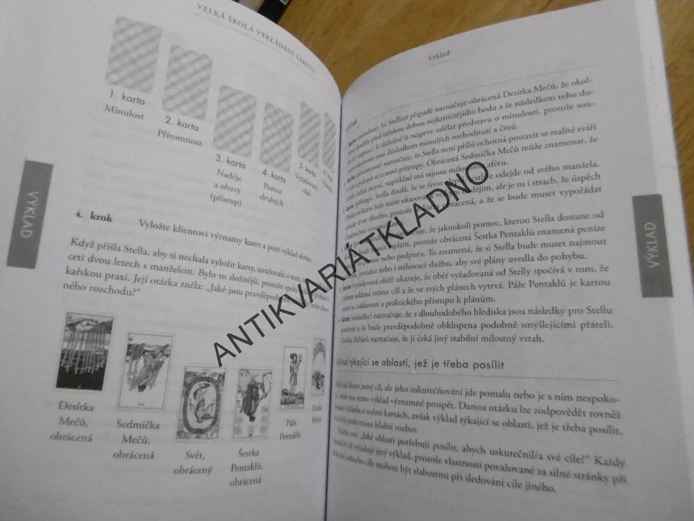 VELKÁ ŠKOLA VYKLÁDÁNÍ TAROTU, PAUL FENTON-SMITH, TAROT, KARTY,