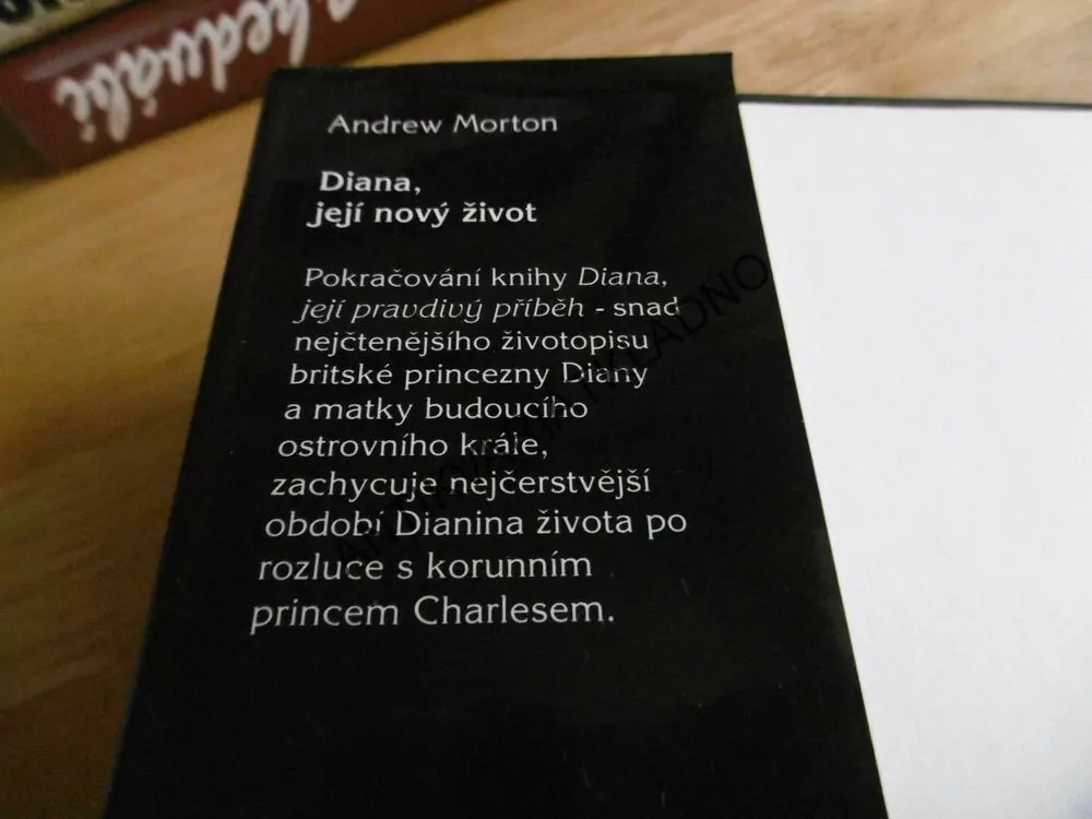 DIANA, JEJÍ NOVÝ ŽIVOT, ANDREW MORTON, **an