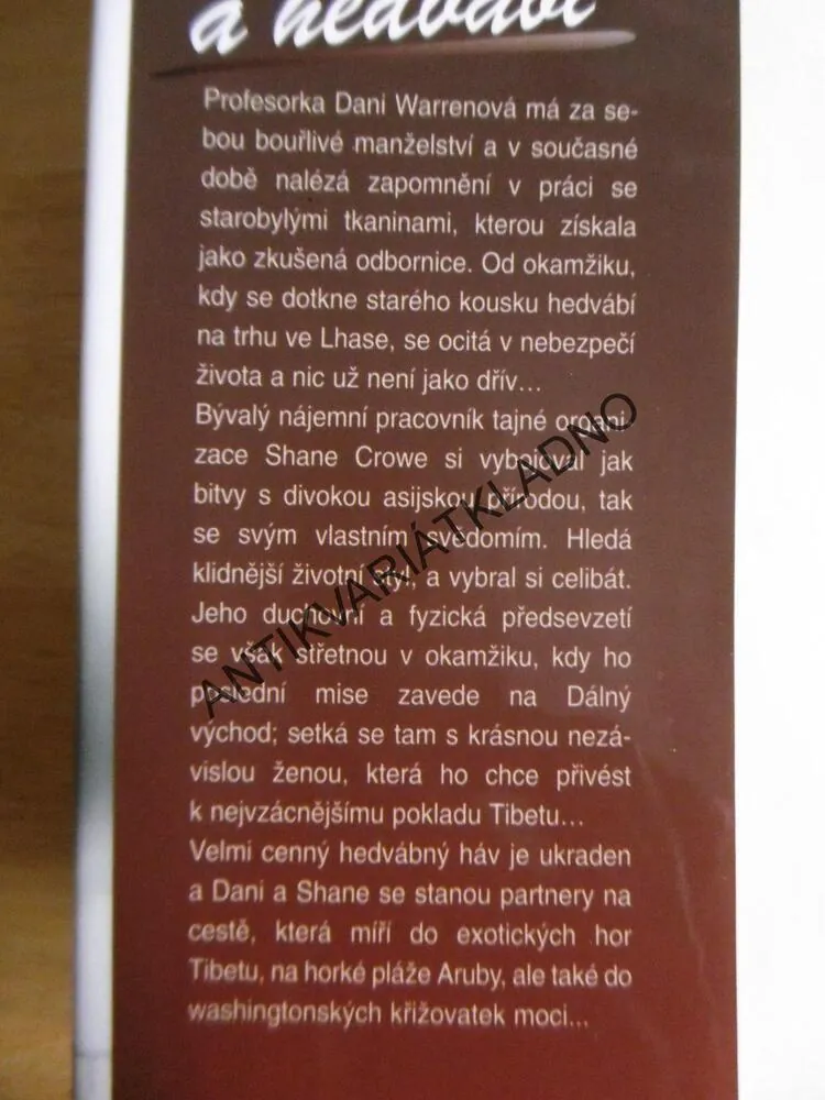 ŠERO A HEDVÁBÍ, ANN MAXWELL, **an