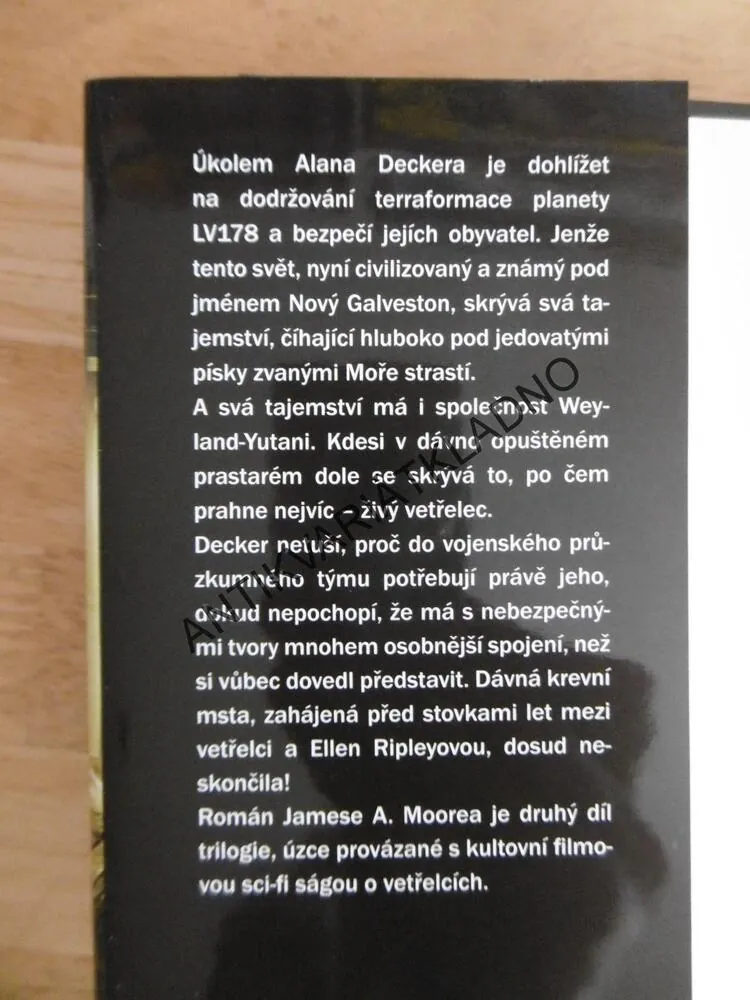 VETŘELEC, ODPLATA, JAMES A. MOORE, ALIEN, **an