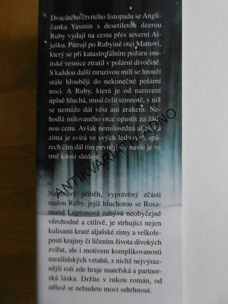 DOKONALÉ TICHO, ROSAMUND LUPTONOVÁ, **an