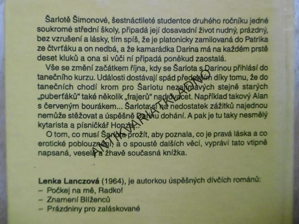 Š JAKO ŠARLOTA, LENKA LANCZOVÁ, **an