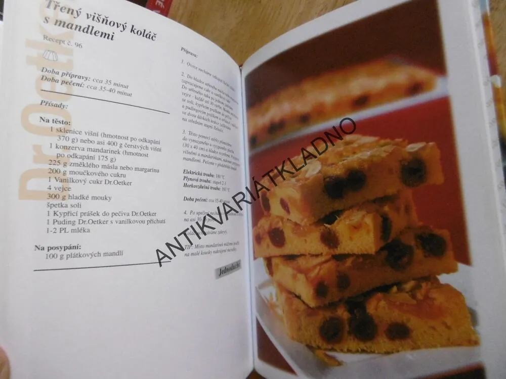 PEČEME S LÁSKOU 2., DR. OETKER, 52 RYCHLÝCH RECEPTŮ NA PLECH, **an