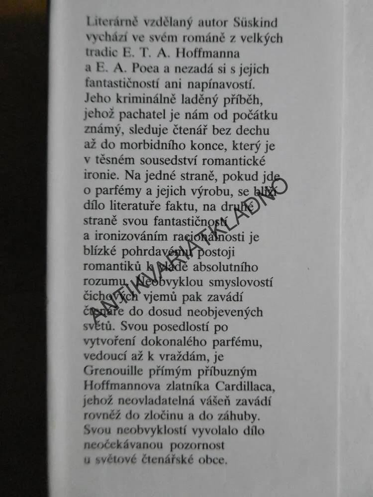PARFÉM, PŘÍBĚH VRAHA, PATRICK SÜSKIND, **an