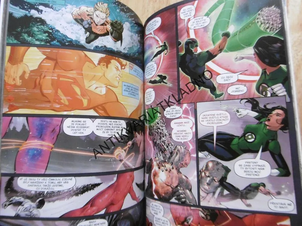 LIGA SPRAVEDLNOSTI, VYHLAZOVACÍ STROJE, KOMIKS DC, CREW 1., **an