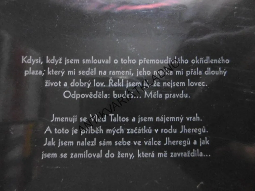 YENDI, STEVEN BRUST, **an