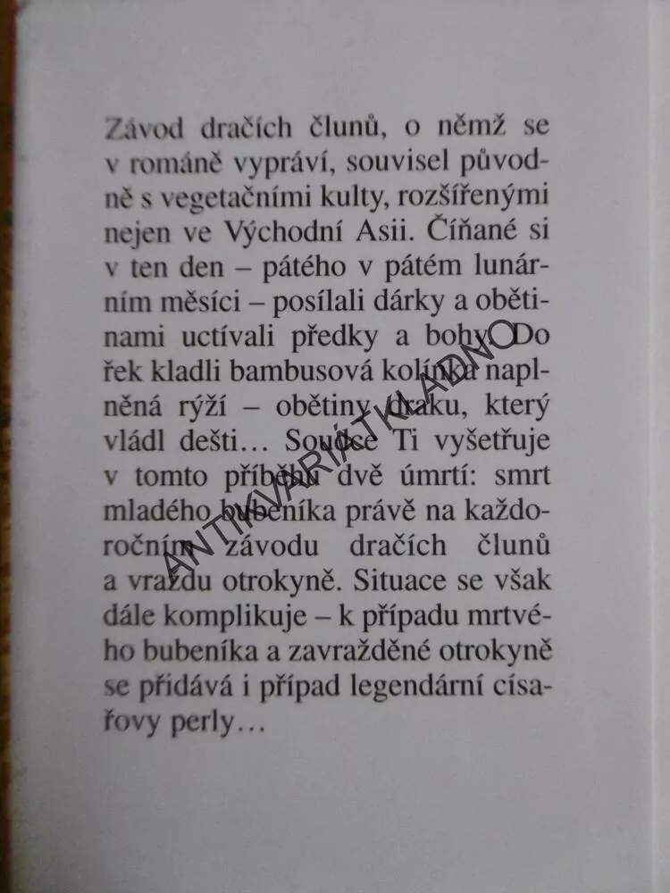 CÍSAŘOVA PERLA, ROBERT VAN GULIK, SOUDCE TI, **an