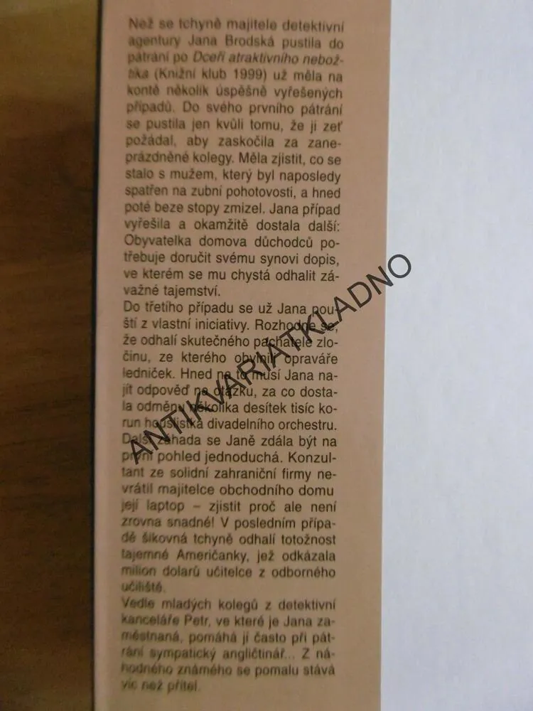 PŘÍPADY ŠIKOVNÉ TCHYNĚ, INNA ROTTOVÁ, **an