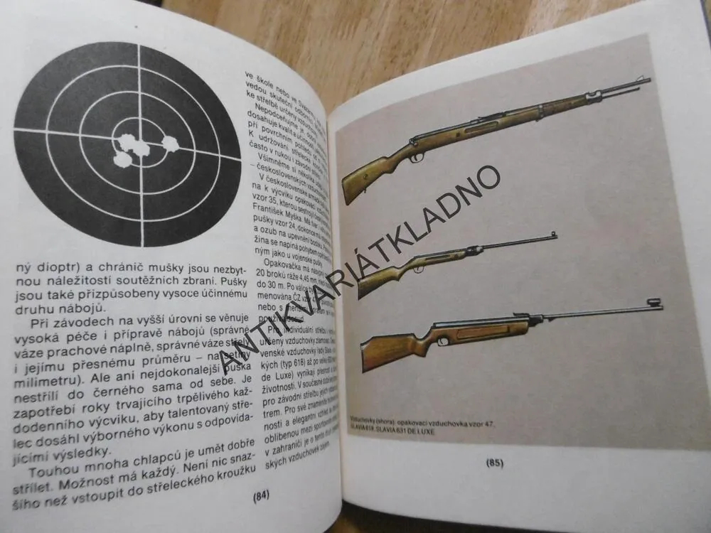 PUŠKA, ZBRAŇ VOJÁKŮ, LOVCŮ A SPORTOVCŮ, VLADIMÍR ROGL, **an