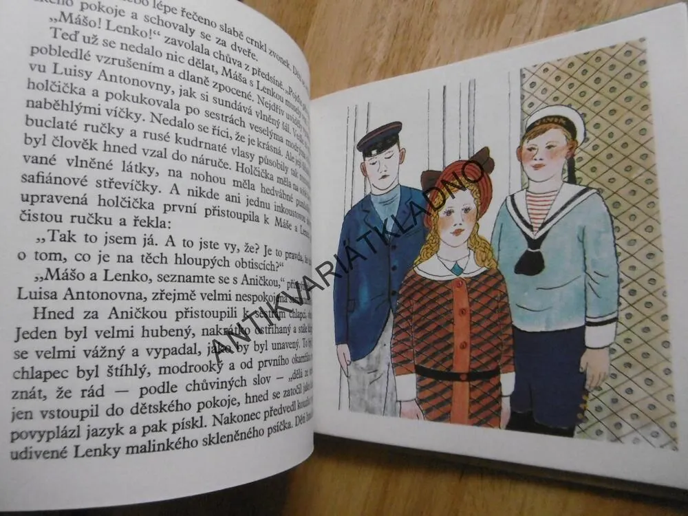O DVOU SESTRÁCH A POHÁDKOVÉ ZEMI DÉMANTOVÉHO TŘPYTU, MARIETTA ŠAGIŇAVOVÁ, **an