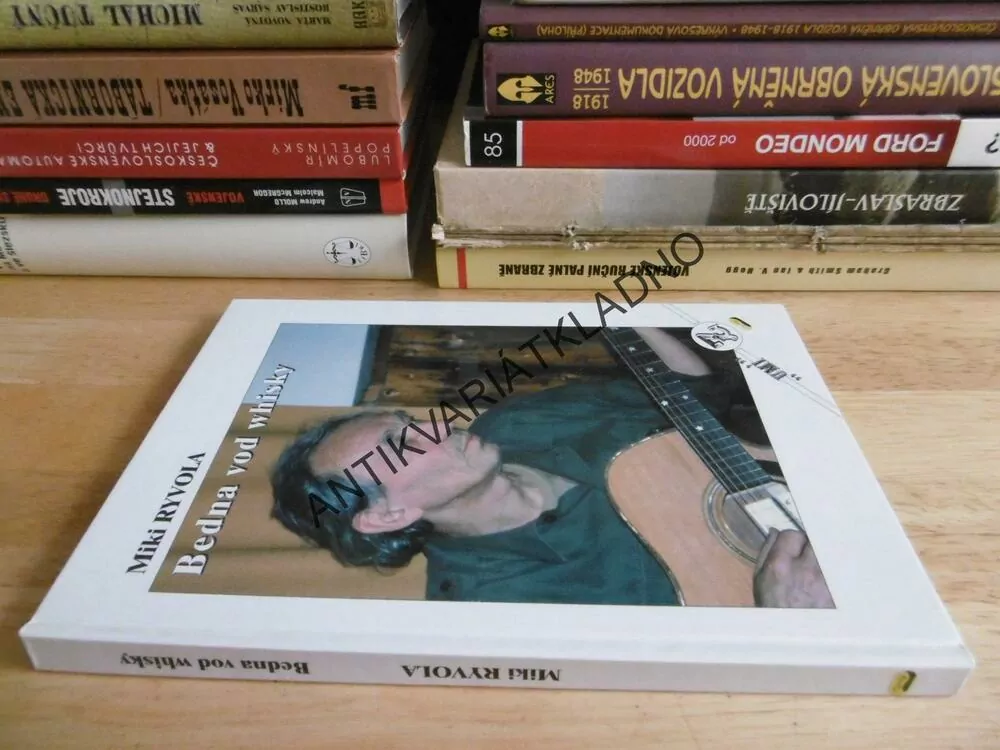 BEDNA VOD WHISKY, MIKI RYVOLA, 
