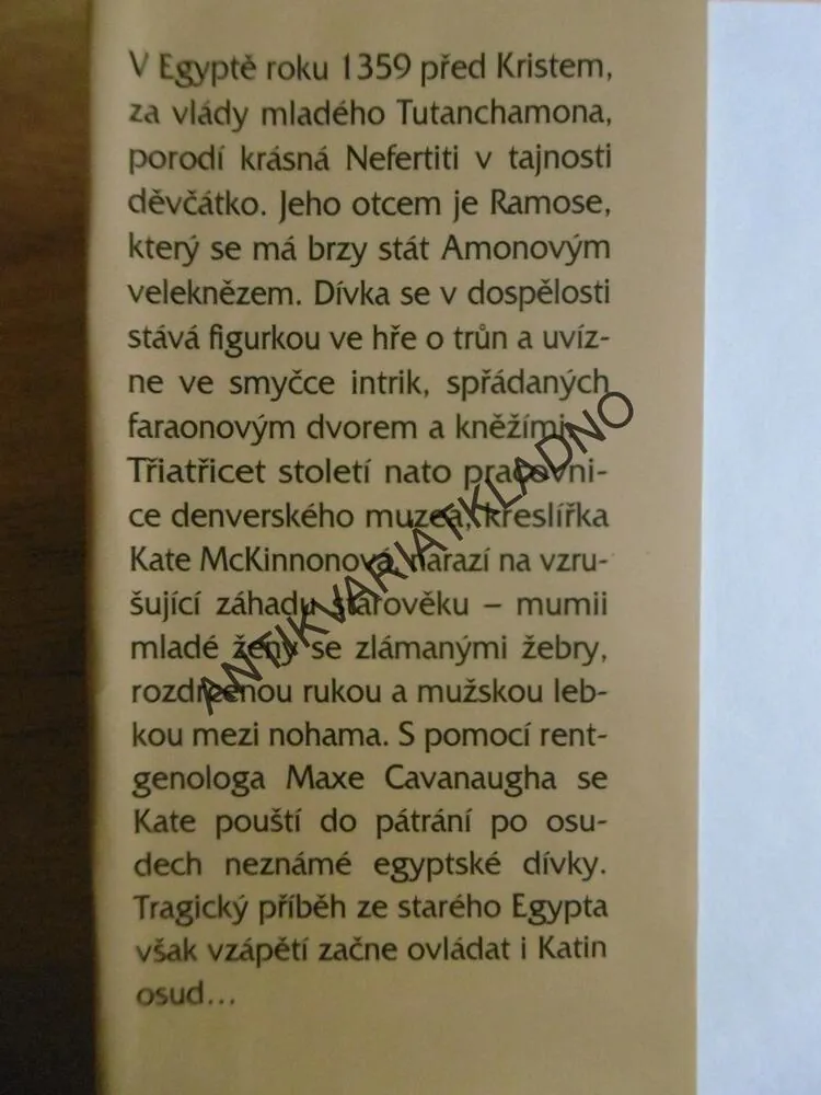 OKO HOROVO, CAROL THURSTONOVÁ,**an