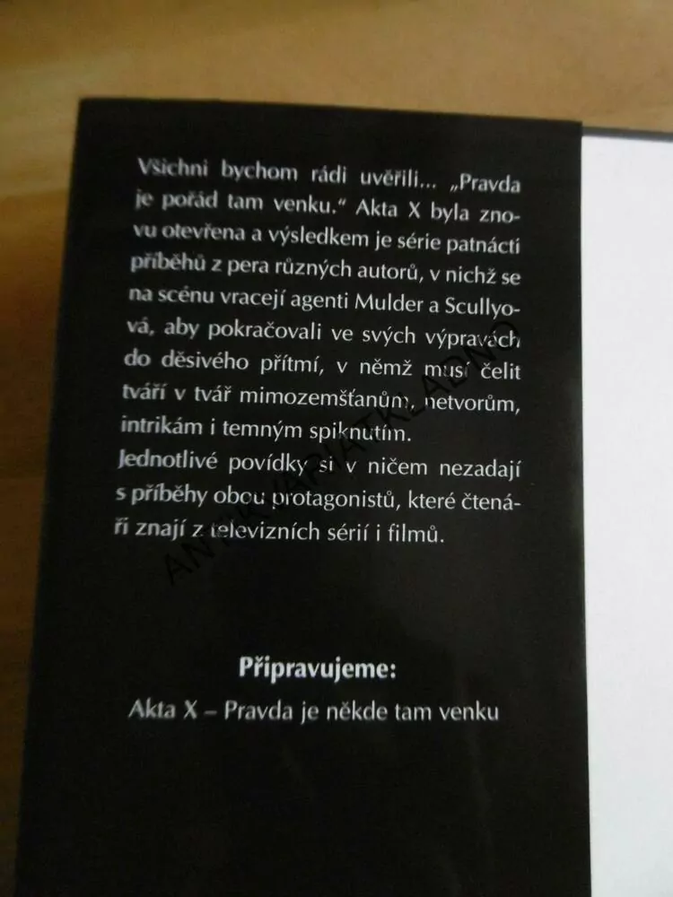 AKTA X - NIKOMU NEVĚŘ, JONATHAN MABERRY, **an