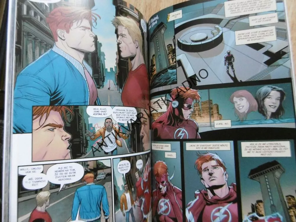 FLASH, KDYŽ ZMRZNE PEKLO, KOMIKS DC COMICS, **an