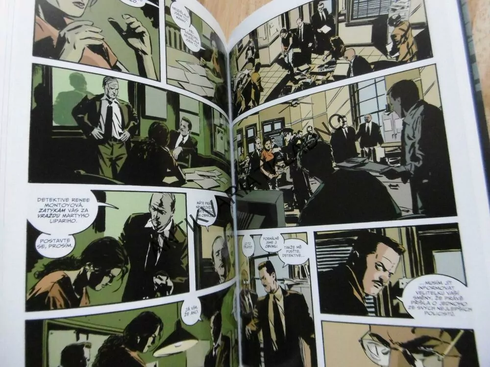 GOTHAM CENTRAL, PŘI VÝKONU SLUŽBY, KOMIKS DC, CREW, **an