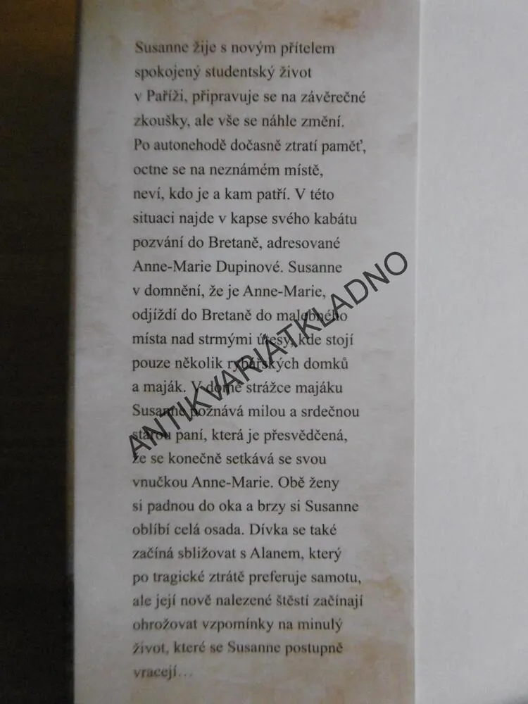 MAJÁK NA ÚTESECH, MARIE LAMBALLE, **an