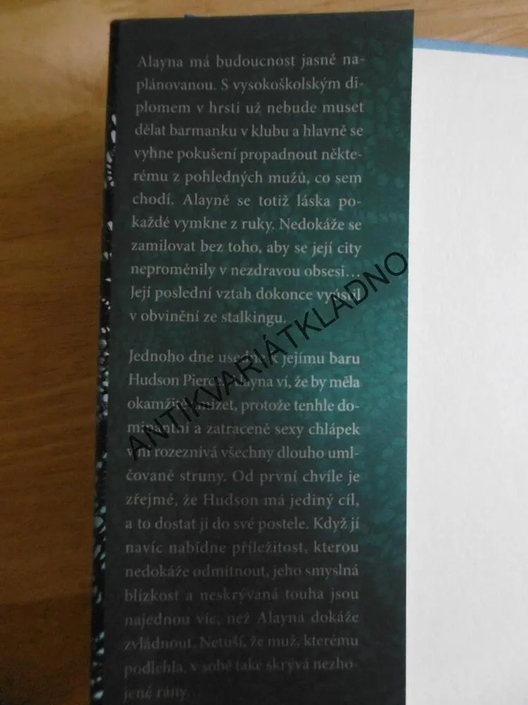 ZÁVISLÁ NA TOBĚ, LAURELIN PAIGEOVÁ, EROTIKA, **an