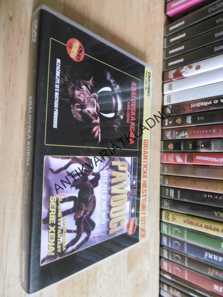 KRÁLOVSKÁ KOBRA, PAVOUCI, 2X SCIFI NA 1 DVD FILM HOROR