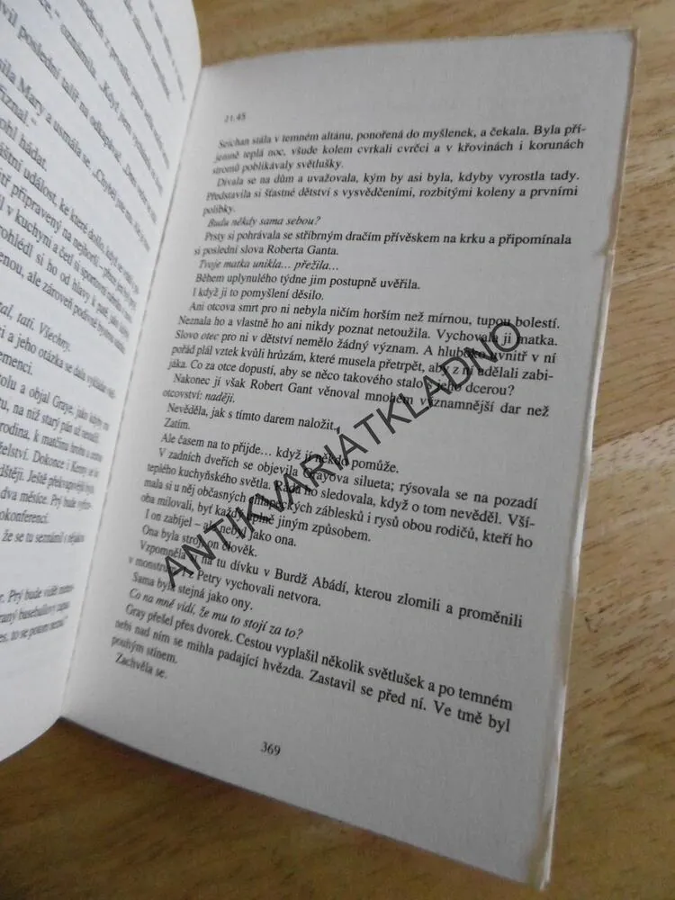 RODOKMEN SMRTI, JAMES ROLLINS, **an