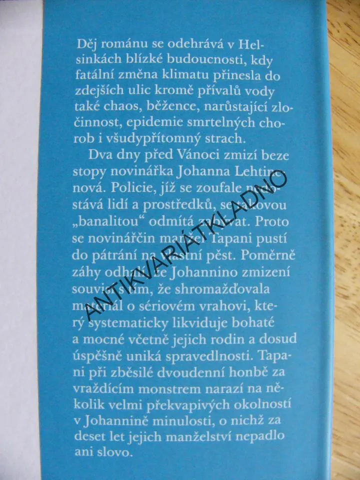 LÉČITEL, ANTTI TUOMAINEN, KRIMI ROMÁN FINSKO, **an