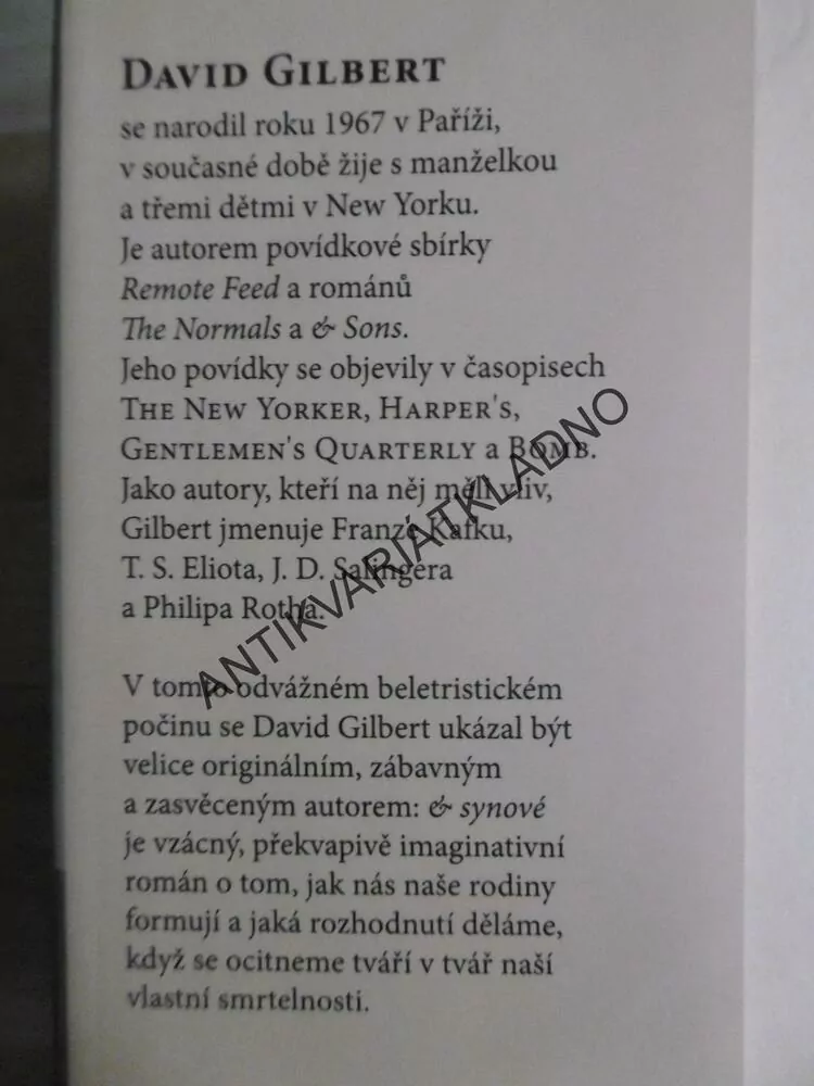 DAVID GILBERT A SYNOVÉ, **an