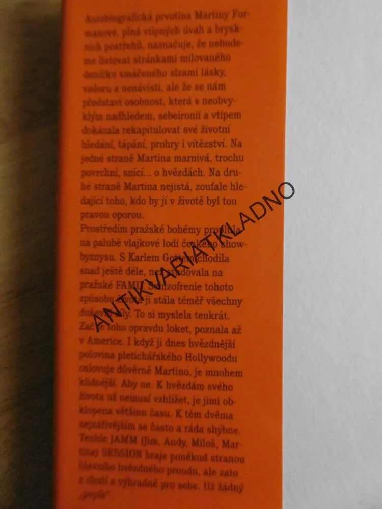 SKLADATELKA VOŇAVÉHO PRÁDLA, MARTINA FORMANOVÁ, 2002, **an