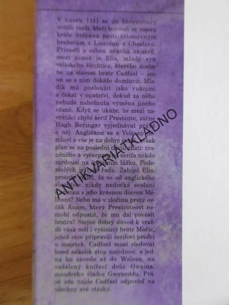 VÝKUPNÉ ZA MRTVÉHO, 9. PŘÍPAD BRATRA CADFAELA, ELLIS PETERSOVÁ, **an