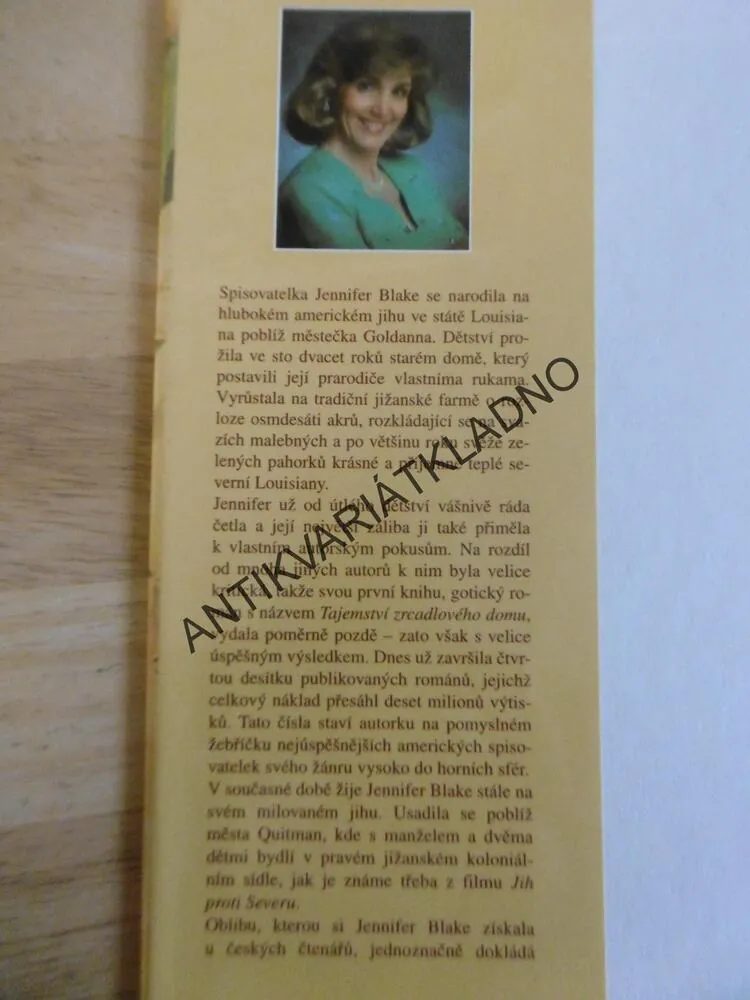 ŠPANĚLSKÁ SERENÁDA, JENNIFER BLAKE, **an