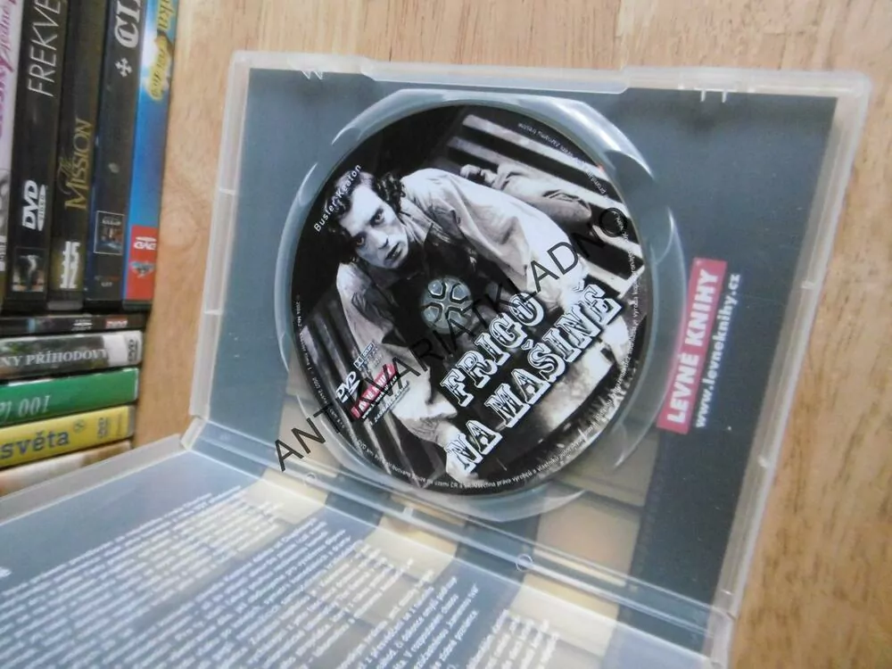 FRIGO NA MAŠINĚ, DVD FILM