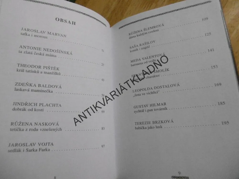 MATINKY, TETINKY A TATÍNKOVÉ, ROBERT ROHÁL, **an