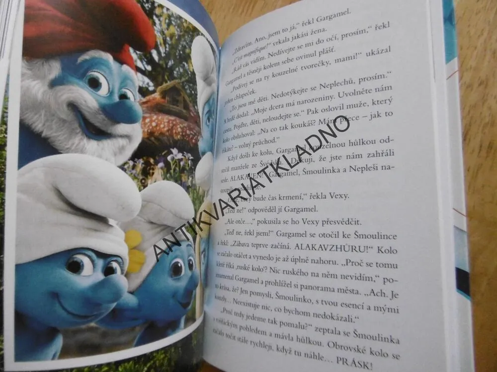 ŠMOULOVÉ 2., ÚNOS ŠMOULINKY, FILMOVÝ PŘÍBĚH, PEYO, **an