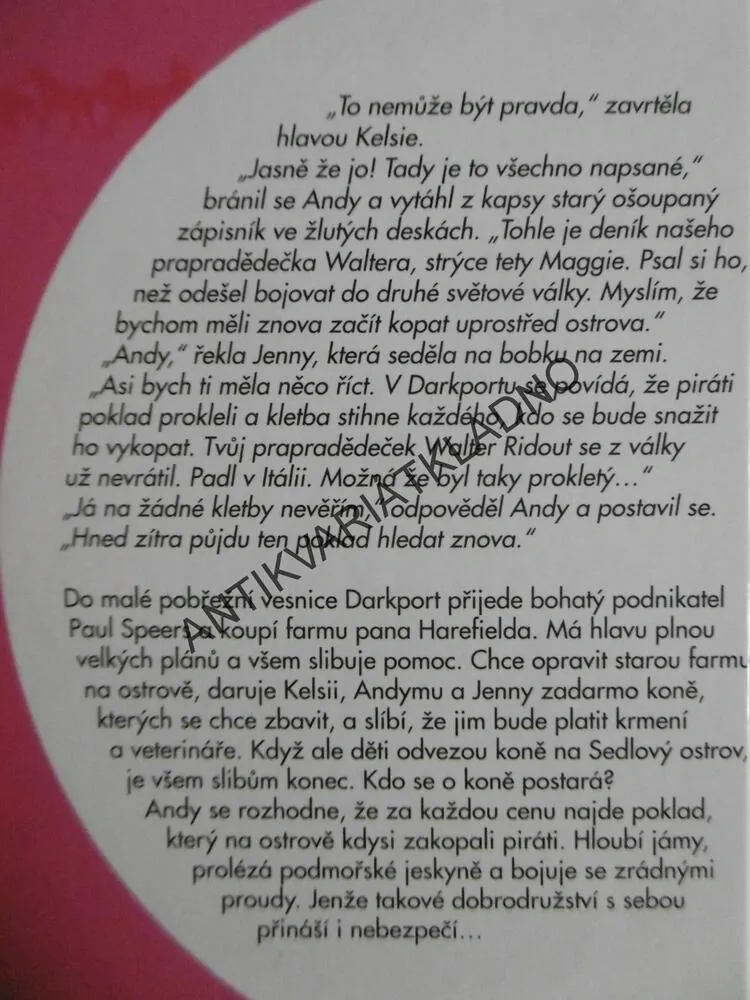 TAJEMSTVÍ V PÍSKU, SHARON SIAMON, **an