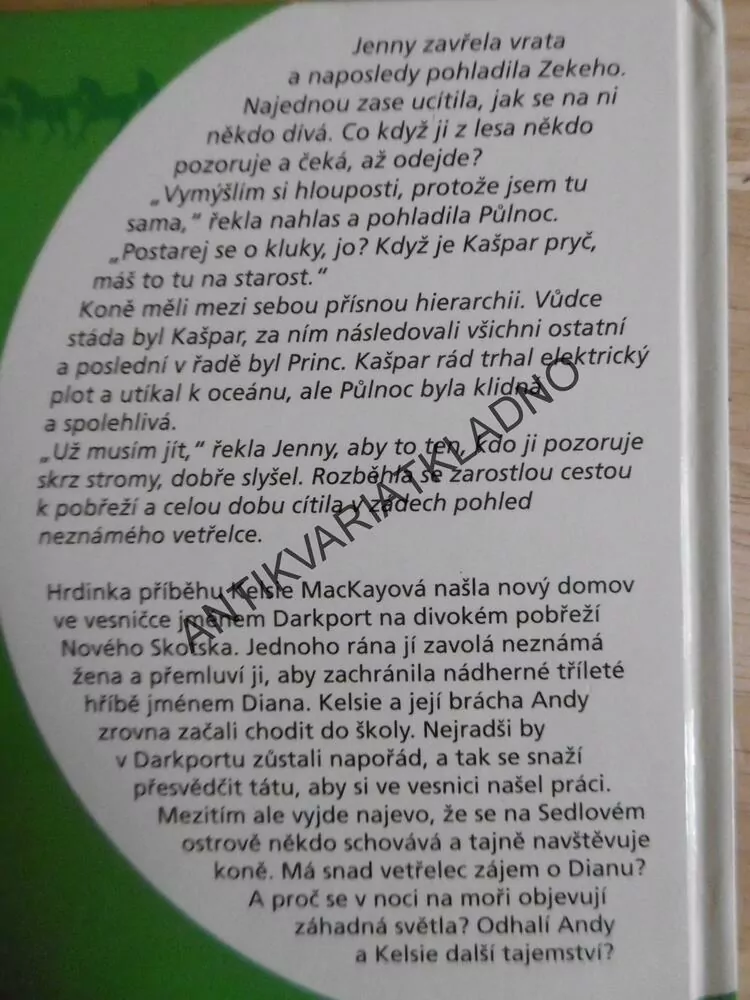 BOJ O ZÁCHRANU, SHARON SIAMON, *an