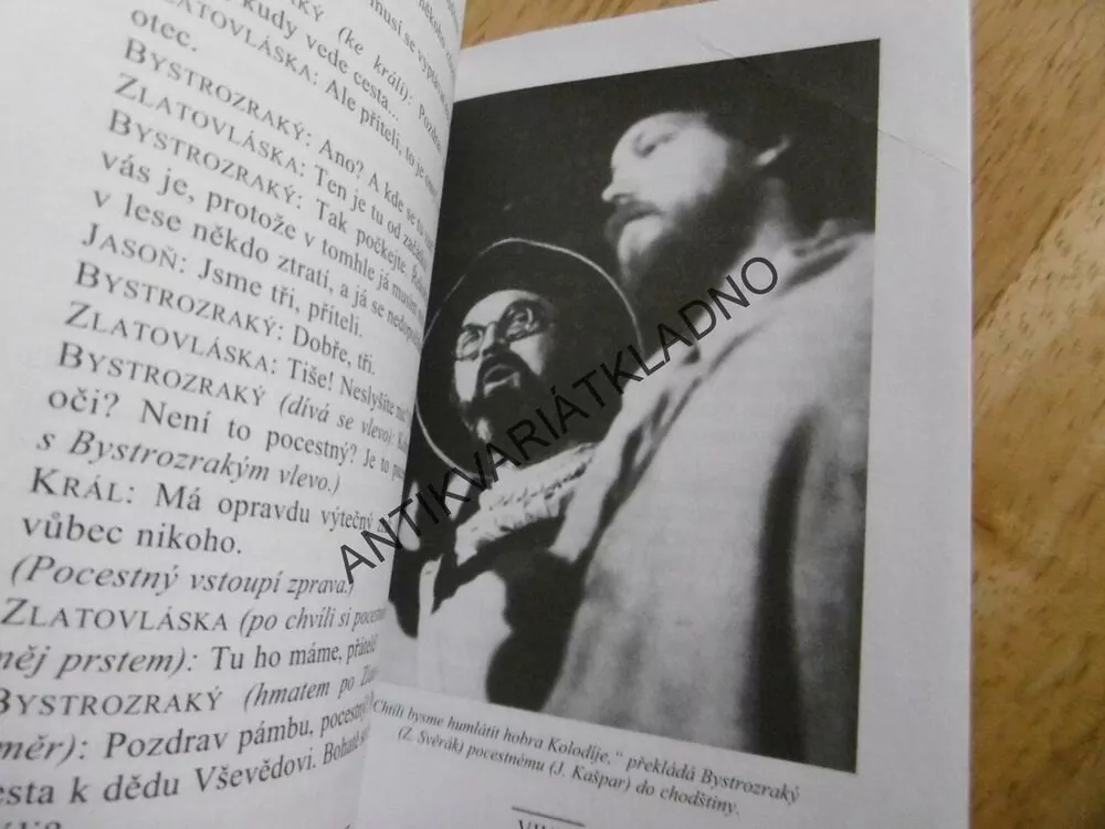 DIVADLO JÁRY CIMRMANA, DLOUHÝ, ŠIROKÝ A KRÁTKOZRAKÝ, CIMRMAN, SMOLJKA, SVĚRÁK,