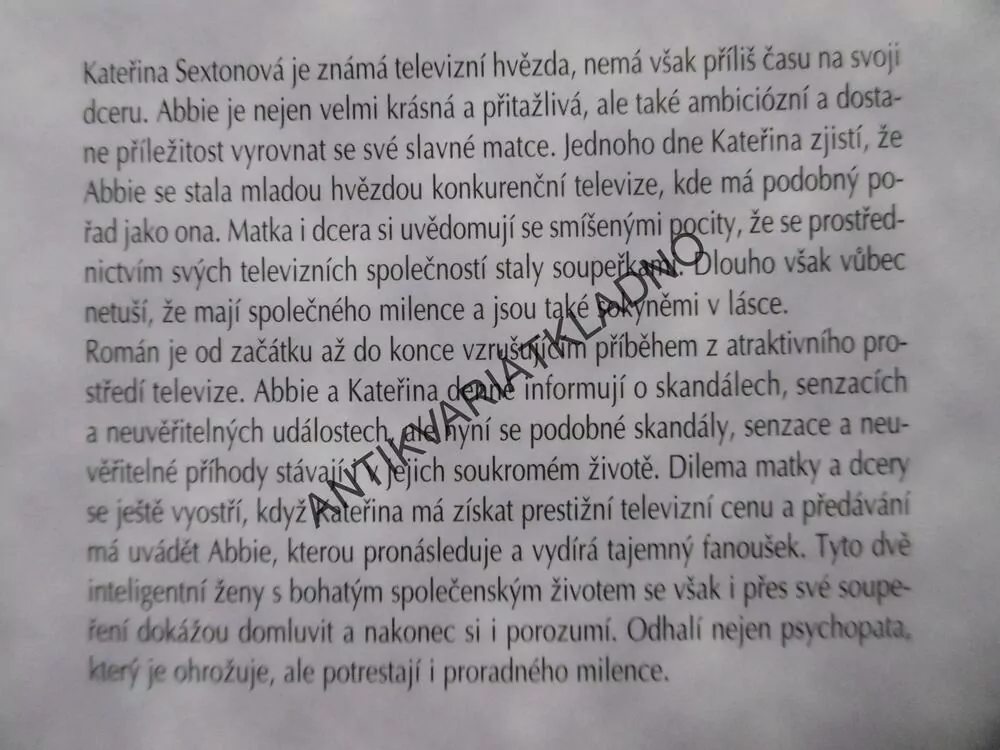 DVOJITÉ TRABLE, VAL CORBETT, JOYCE HOPKIRK, EVE POLLARD, **an