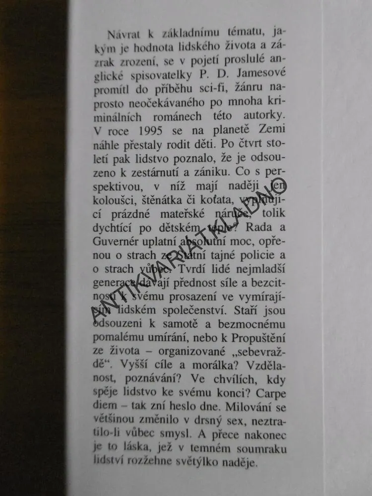 ZEMĚ PRÁZDNÝCH DOMŮ, P.D.JAMESOVÁ, **an