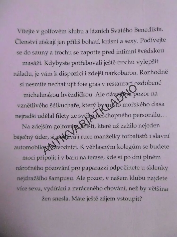 GOLFOVÉ PANIČKY, LEONIE FOX, **an