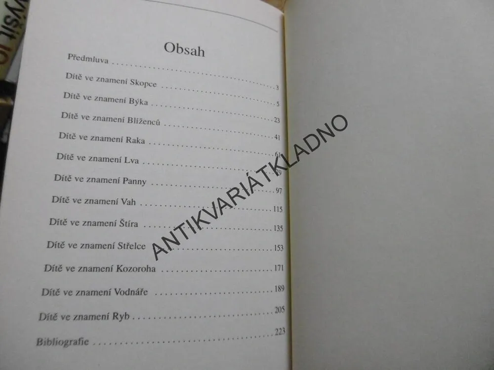 VAŠE DÍTĚ VE ZNAMENÍ HVĚZD, MARIA LEONIDOVÁ,  **an