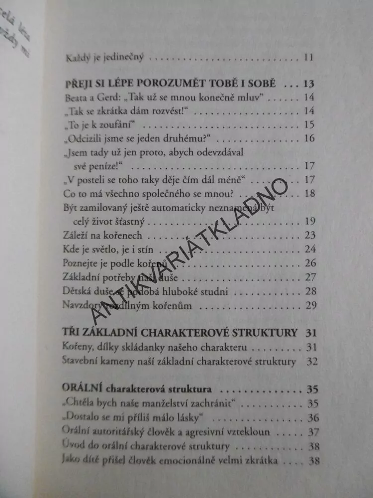 CHARAKTEROVÉ STRUKTURY, CARLO WEICHERT, **an