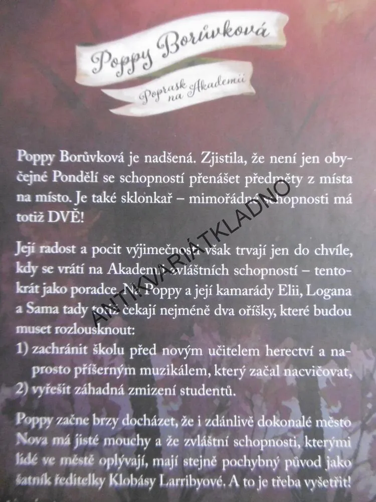 POPPY BORŮVKOVÁ, JENNIE K. BROWNOVÁ, **an