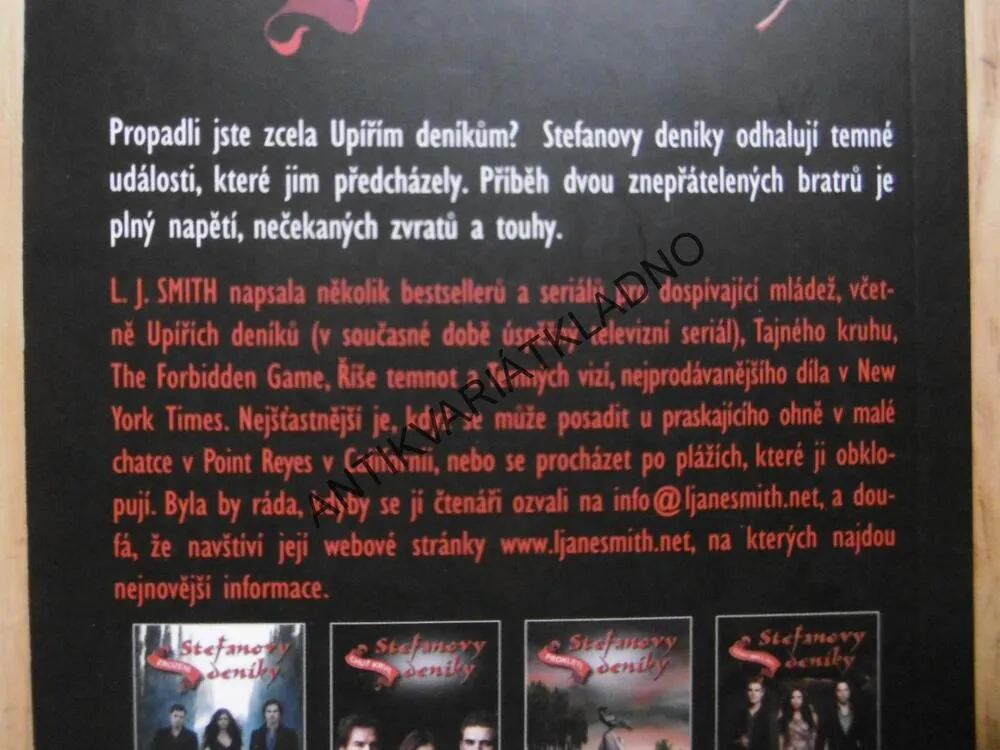 UPÍŘÍ DENÍKY, SPOJENÍ, STEFANOVY DENÍKY, L.J. SMITH, **an