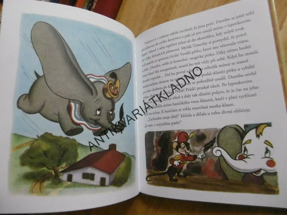 DUMBO, WALT DISNEY, ZLATÁ SBÍRKA POHÁDEK 5., **an