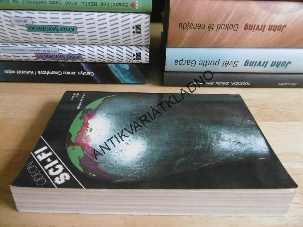 STOPAŘŮV PRŮVODCE PO GALAXII, RESTAURANT NA KONCI VESMÍRU, DOUGLAS ADAMS, SCI-FI, **an